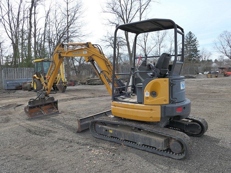 kato-35v4-mini-excavator,-sn:wf020258,-rops,-wrist-o-twist-image-1