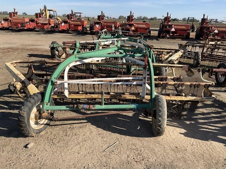 new-holland-260-image-5