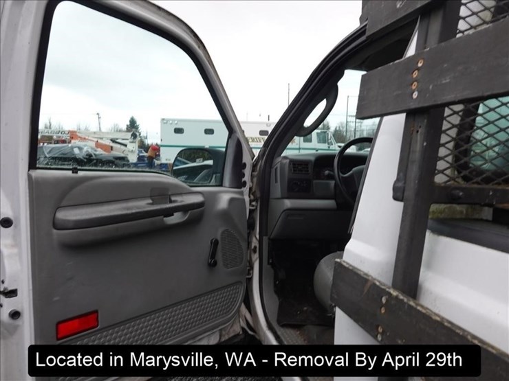 2004-ford-f250-xl-image-10