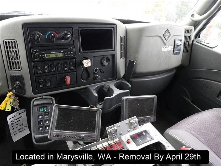 2008-international-7400-image-30