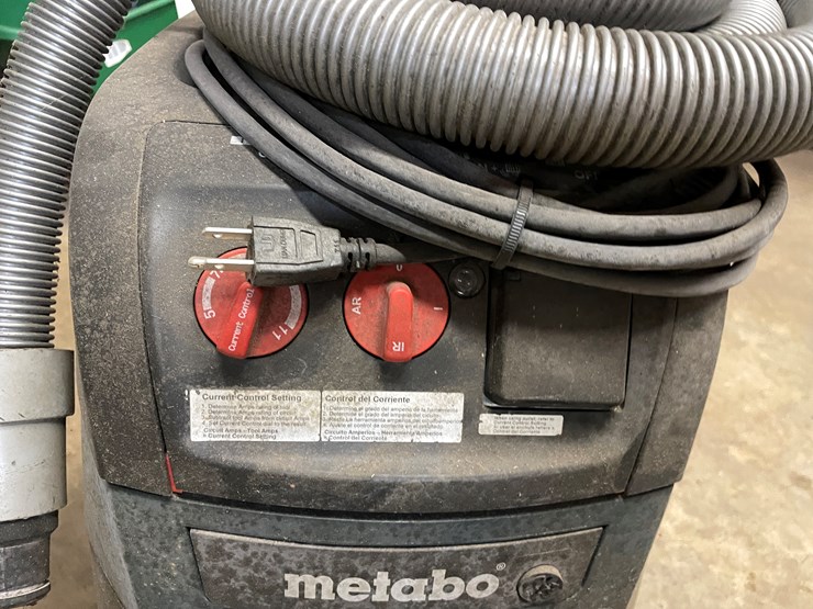 #2567-•-used-concrete-hepa-vac-(columbia-heights,-mn)-image-6