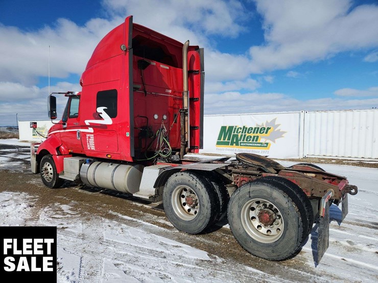 2014-international-prostar-image-3