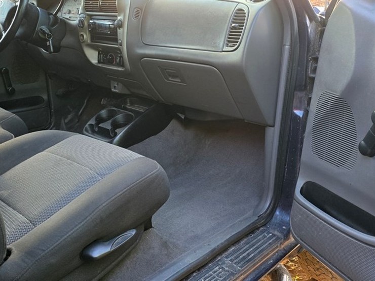 2003-ford-ranger-image-12