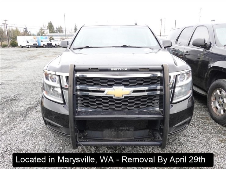 2016-chevrolet-tahoe-image-16