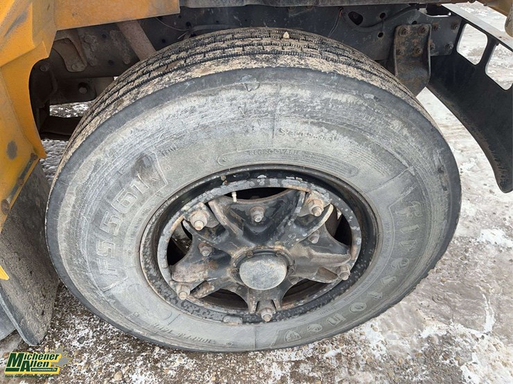 1997-international-3800-image-12