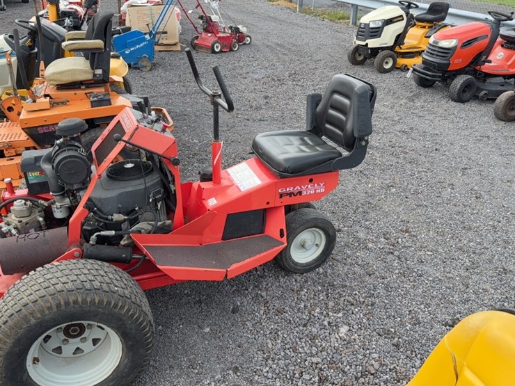 gravely-pm320hd-image-12