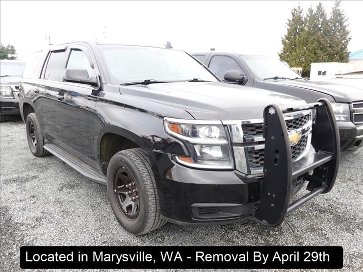 2016-chevrolet-tahoe-image-15