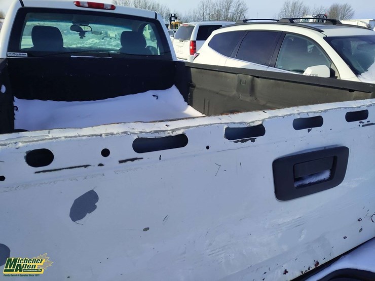 2009-gmc-sierra-2500hd-image-25