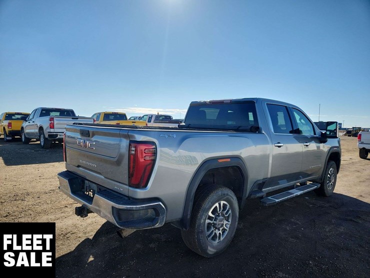 2024-gmc-sierra-2500hd-image-4