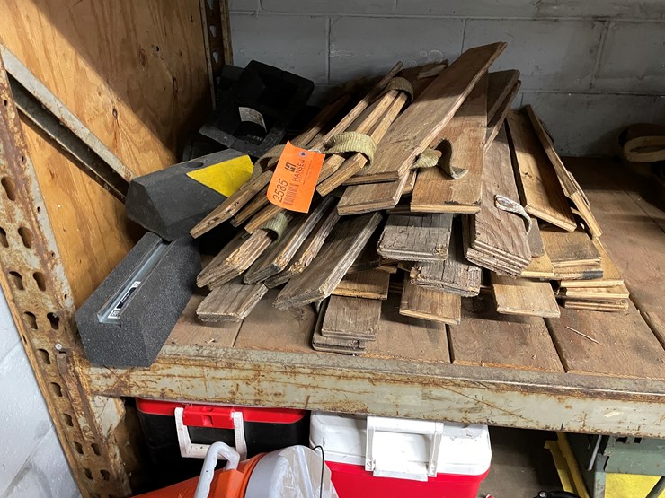 #2585-•-roofing-blocks-and-corner-blocks-(columbia-heights,-mn)-image-2