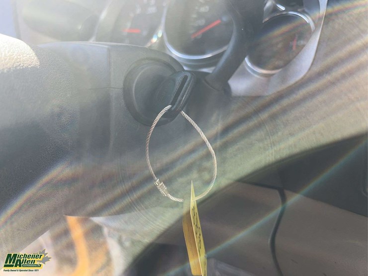 2011-gmc-sierra-2500hd-image-17