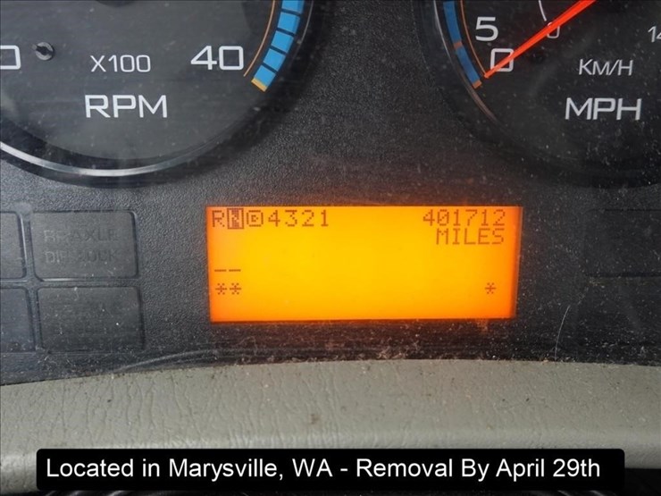 2008-international-7400-image-35