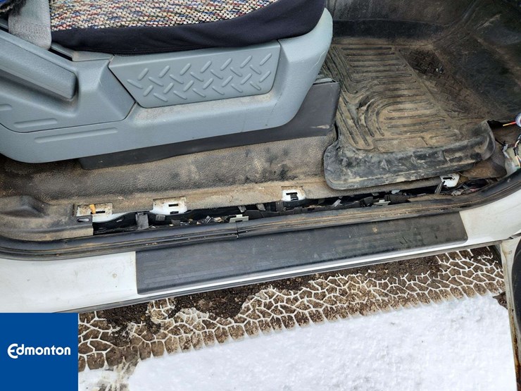 2014-ford-f150-image-27