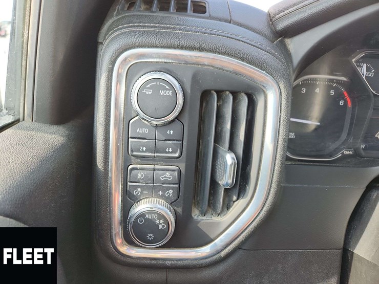 2021-gmc-sierra-2500hd-image-22