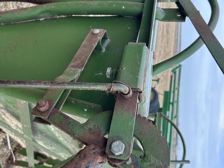 powder-river-calf-table-2589-image-12