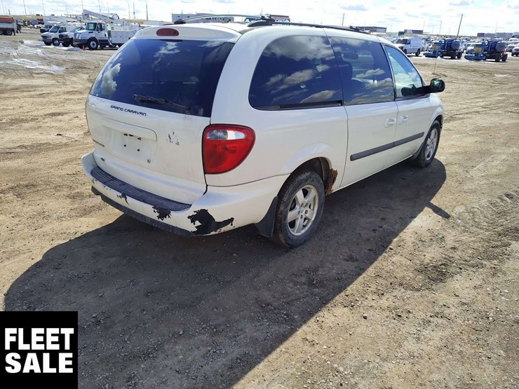 2007-dodge-grand-caravan-image-4