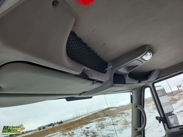 2009-international-workstar-7500-image-22