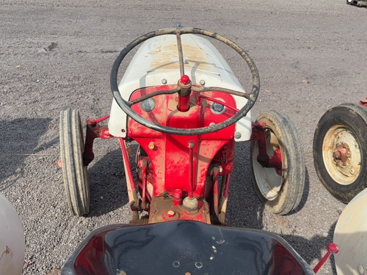 ford-tractor-image-13