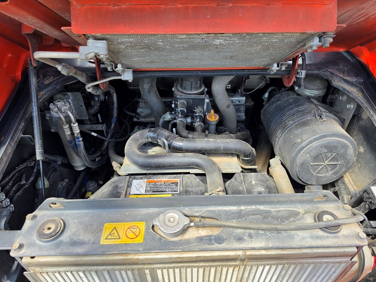 2021-kubota-svl97-2-image-18