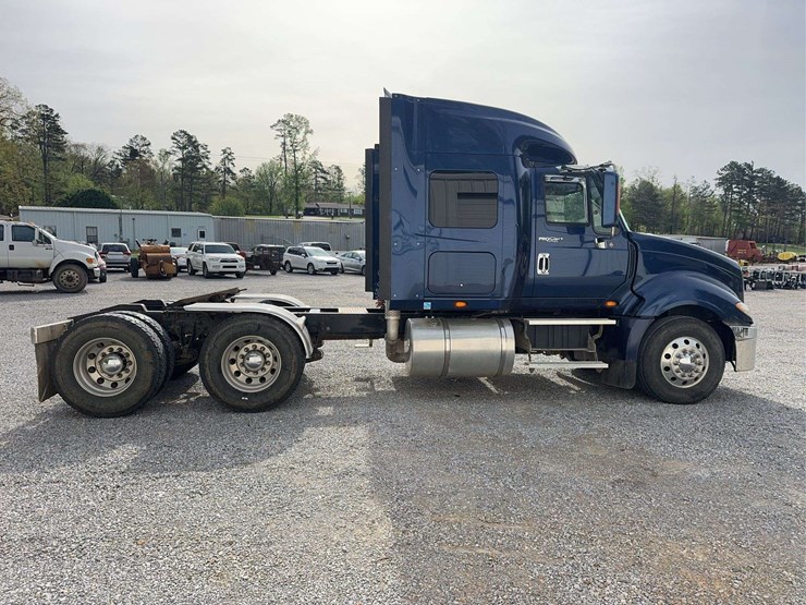 2012-international-prostar-image-6