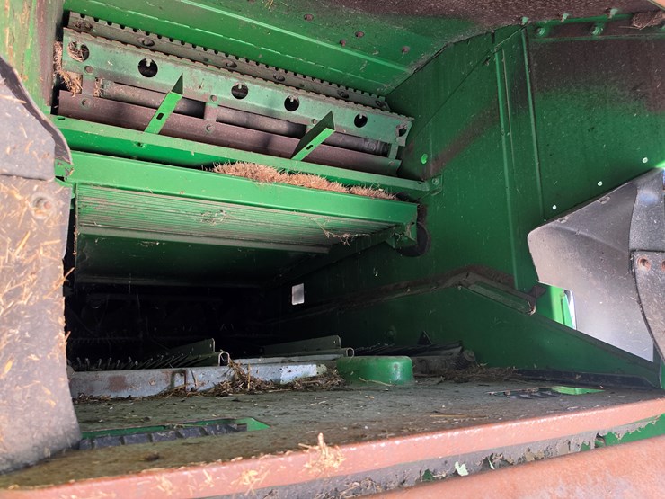 2006-john-deere-9560-sts-image-19