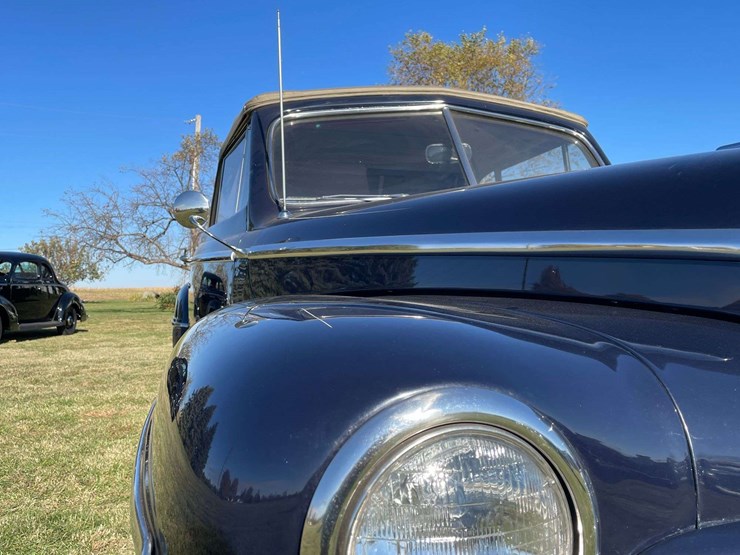 1948-ford-super-deluxe-convertible-image-14