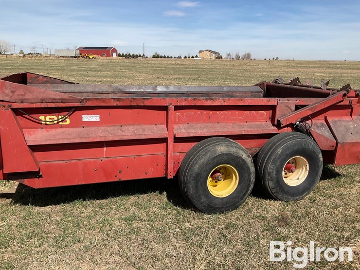 new-holland-195-image-8