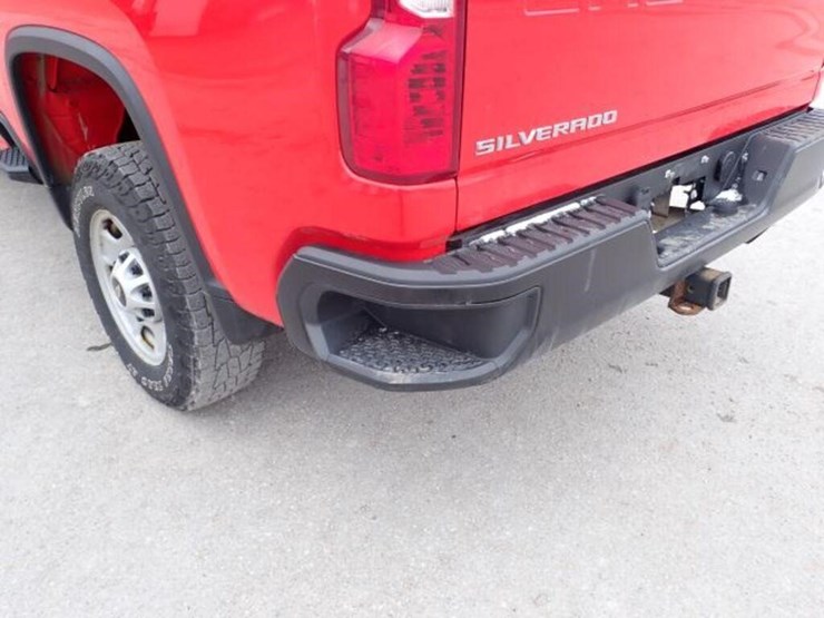 2022-chevrolet-2500hd-image-72