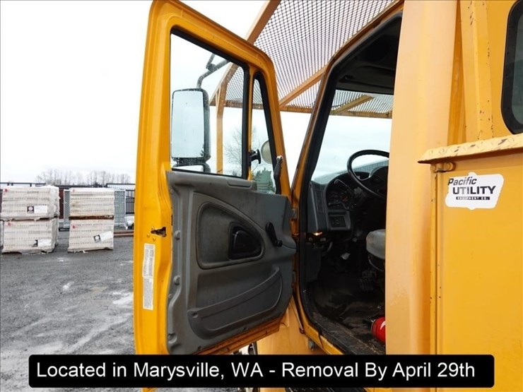 2002-international-durastar-4400-image-10