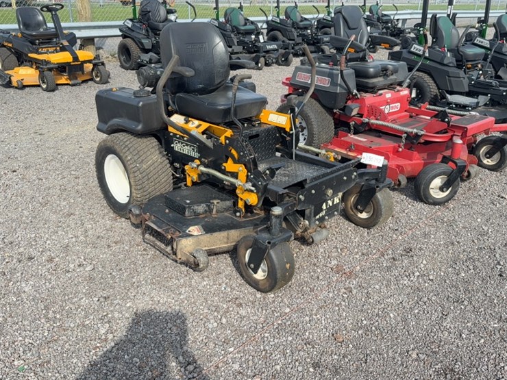 cub-cadet-m60-image-3