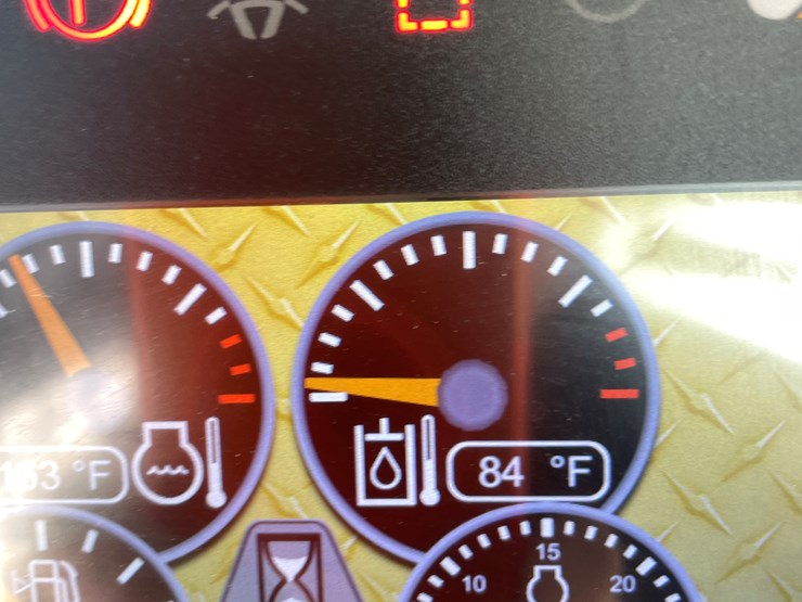 2019-caterpillar-259d3-image-45