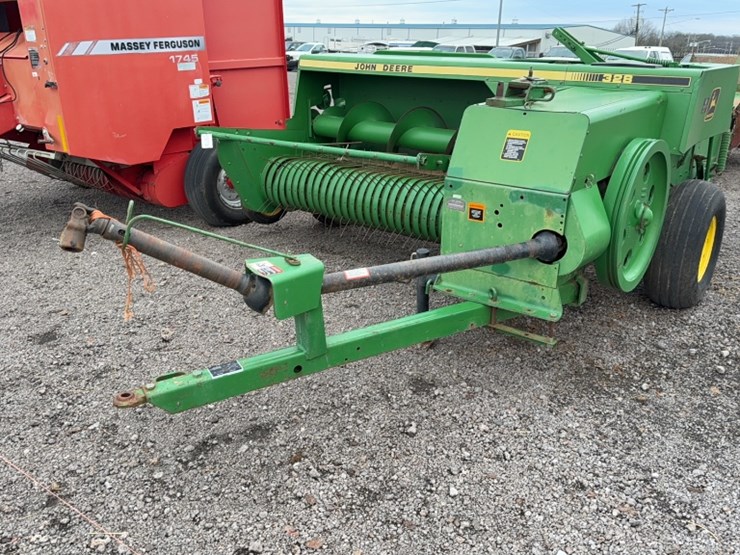 john-deere-328-image-1