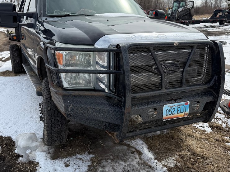 seller-#31.--2011-f-350-platinum,-238-k-miles,-6.71-diesel-image-1