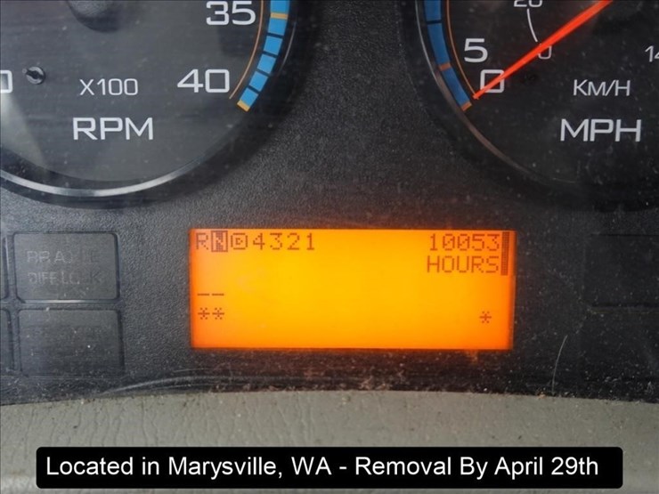 2008-international-7400-image-36