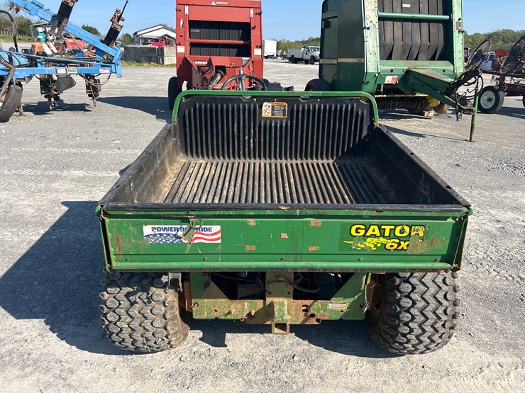 john-deere-gator-image-5