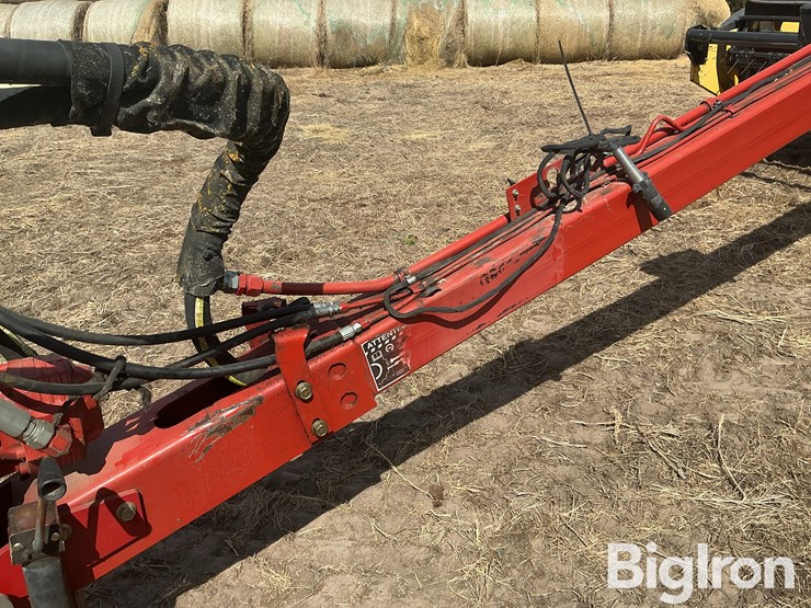 2012-new-holland-h7150-image-16