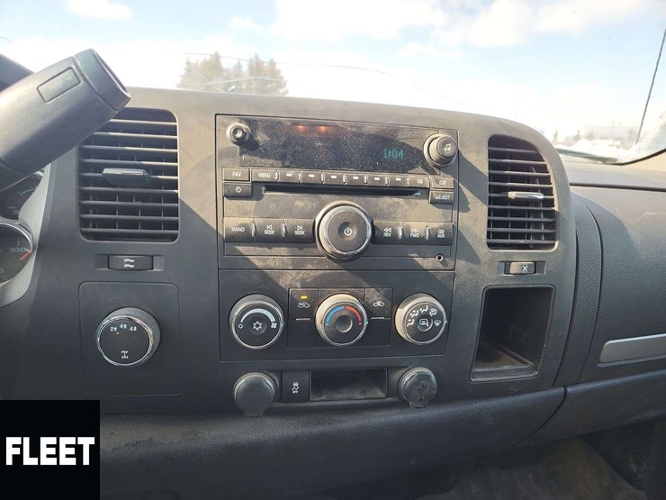 2014-gmc-sierra-2500hd-sle-image-22