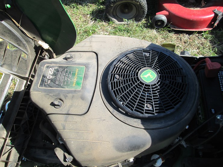 john-deere-d130-image-19