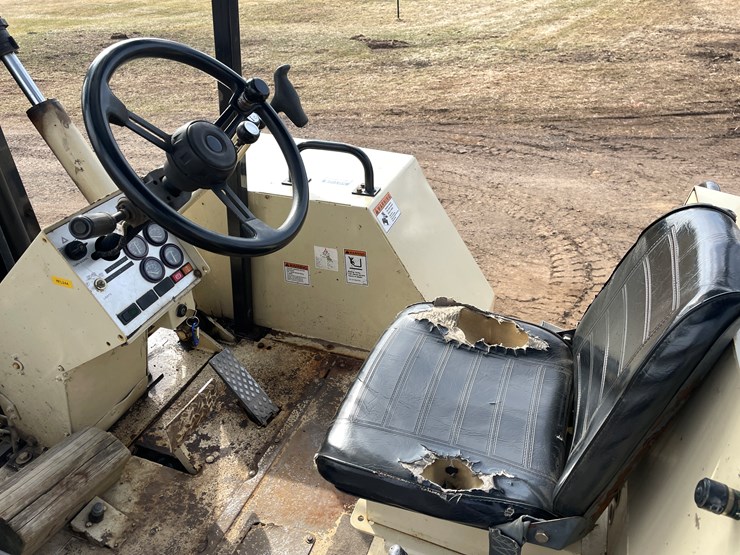 #362-•-ingersoll-rand-bt-708j-forklift-(mora,-mn)-image-13