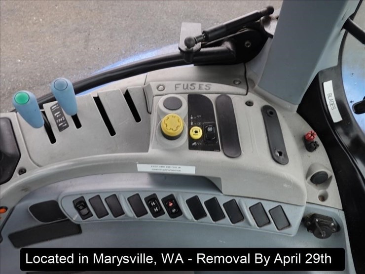 2012-new-holland-t6030-plus-image-14