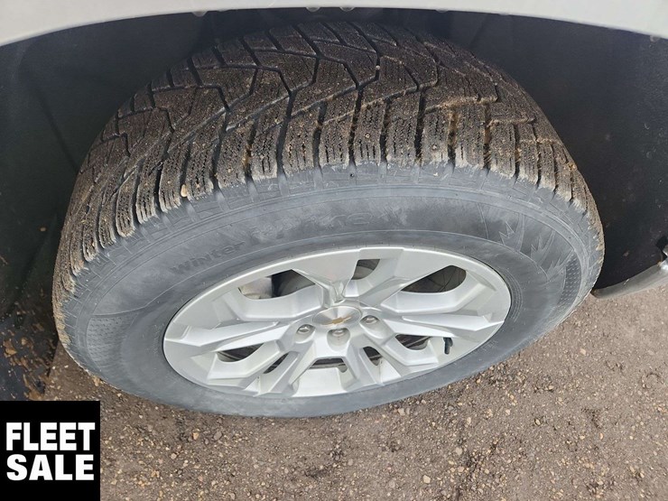 2022-chevrolet-silverado-1500-image-12