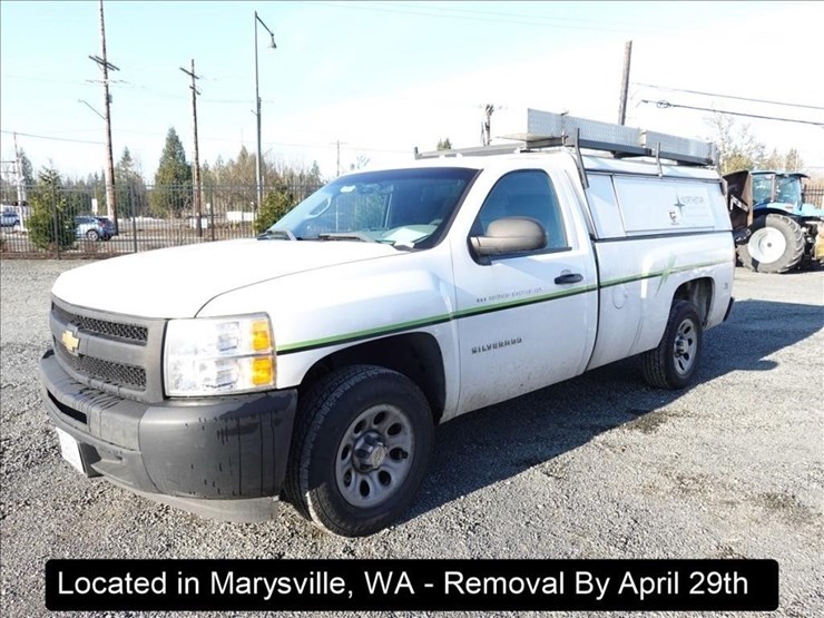 2013-chevrolet-1500-image-1