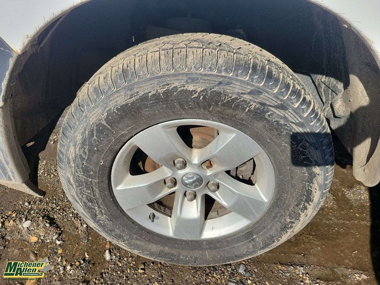 2013-dodge-1500-image-7