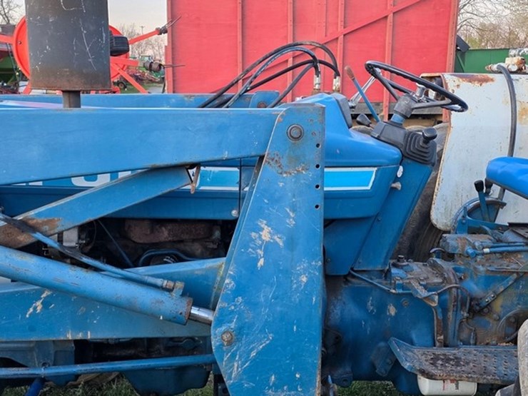 1984-ford-4610-image-23