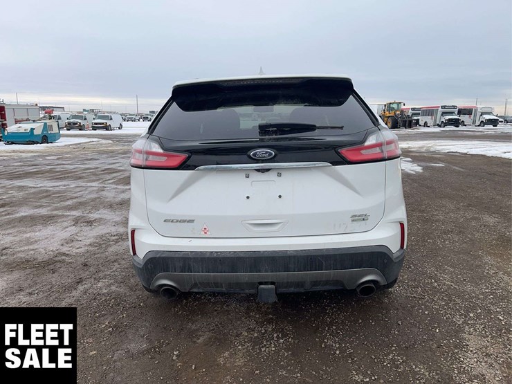 2019-ford-edge-sel-image-4
