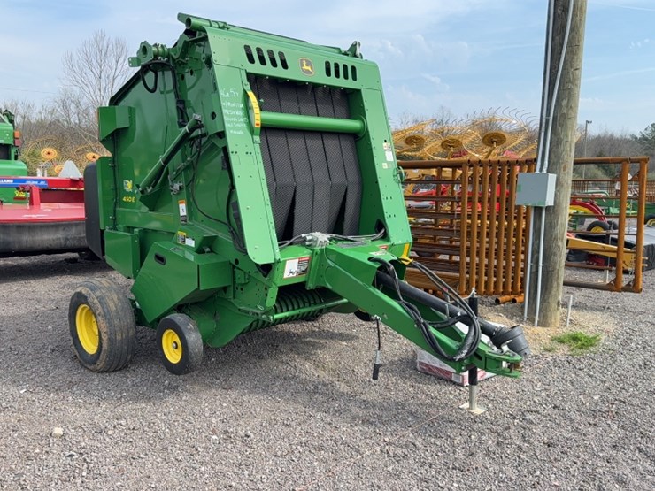 john-deere-450e-image-2