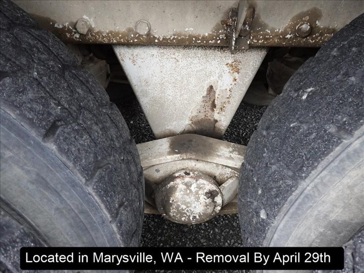 1996-mack-rd690s-image-34