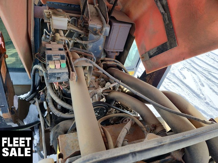 2005-kubota-m105x-image-20