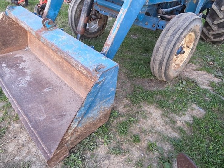 1984-ford-4610-image-26