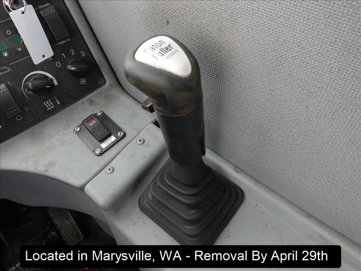 2009-gradall-xl3100-image-21